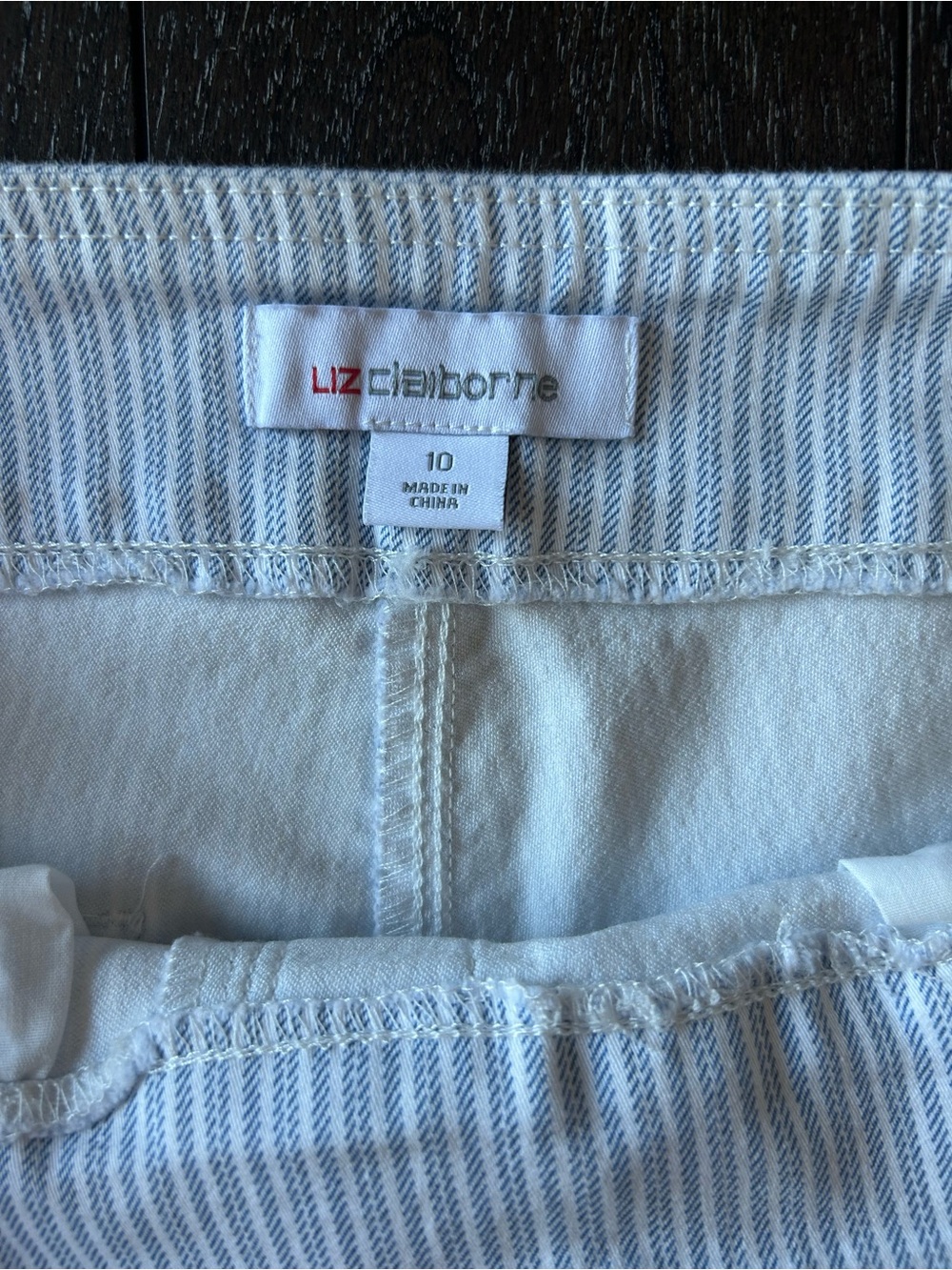 Liz Claiborne 2 Pairs Size 10 Pull-On Denim Shorts - Picture 8 of 12